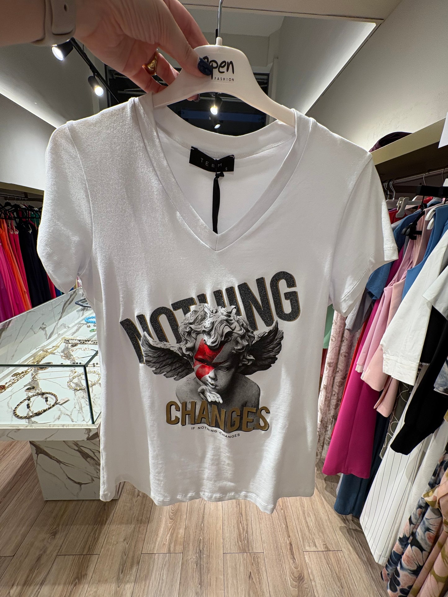 T-shirt v neck με γραφική παράσταση