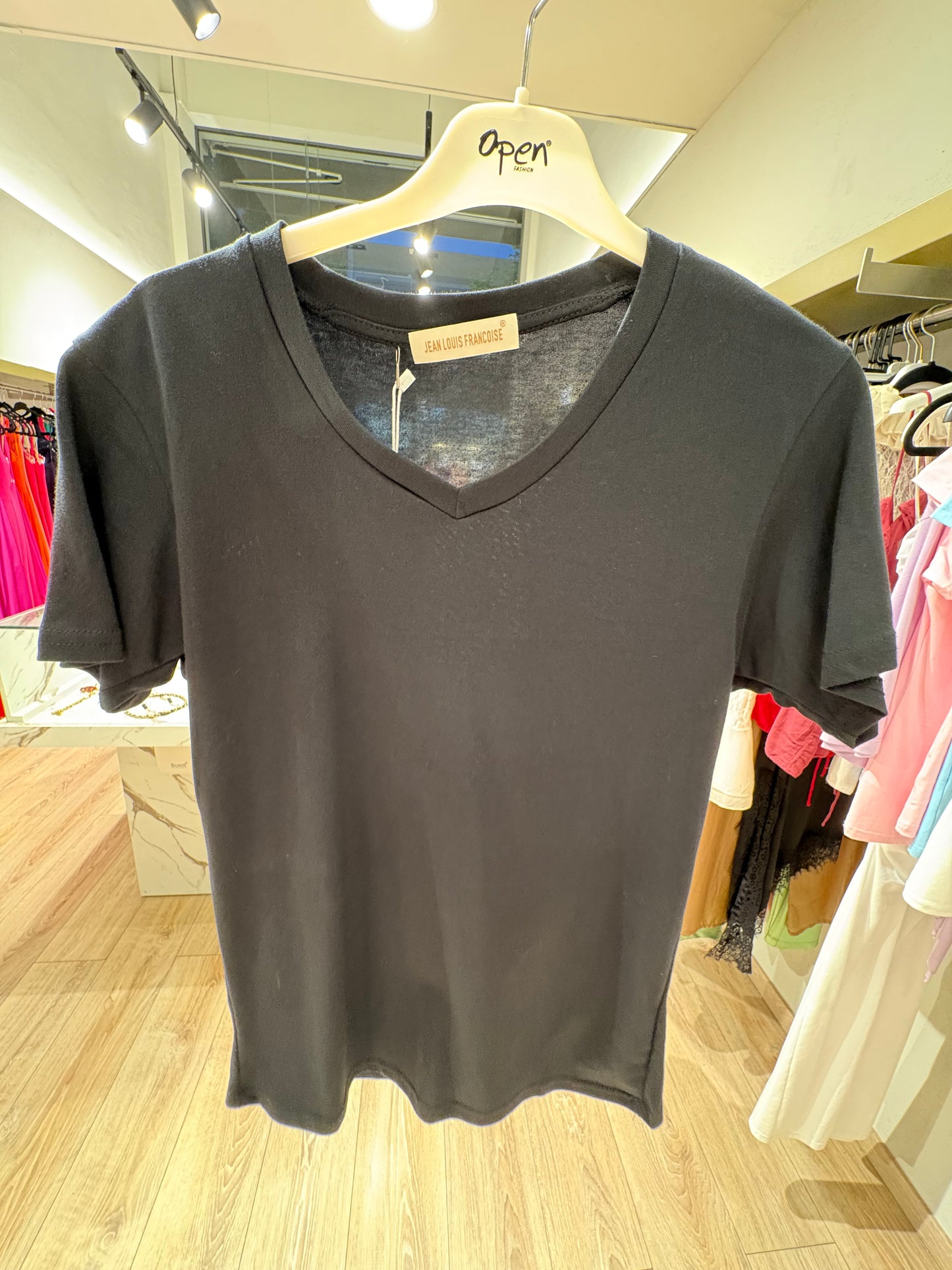 Basic T-Shirt V -neck λευκό & μαύρο one size