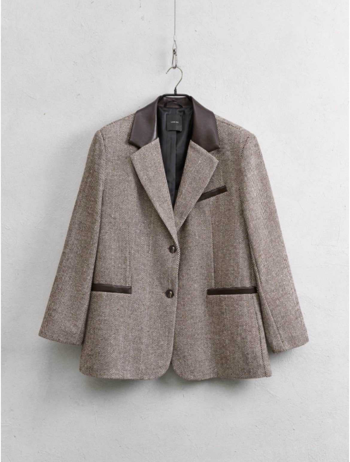 Blazer με δερμάτινες λεπτομέρειες oversized