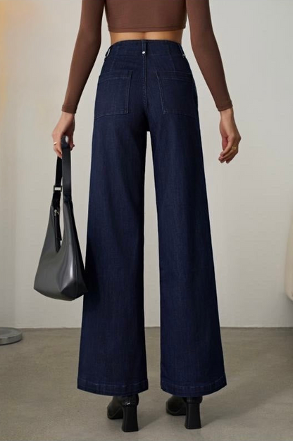 Μπλε σκούρο τζιν με τσέπες στο πλάι ίσια γραμμή