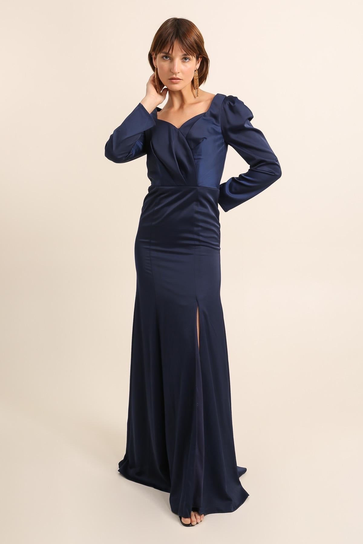 Φόρεμα μάξι μπλε σκούρο με μακρύ μανίκι σατέν