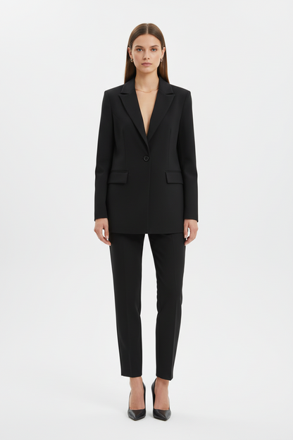 Μαύρο Γυναικείο Κοστούμι με Ένα Κουμπί – Κλασική Γραμμή