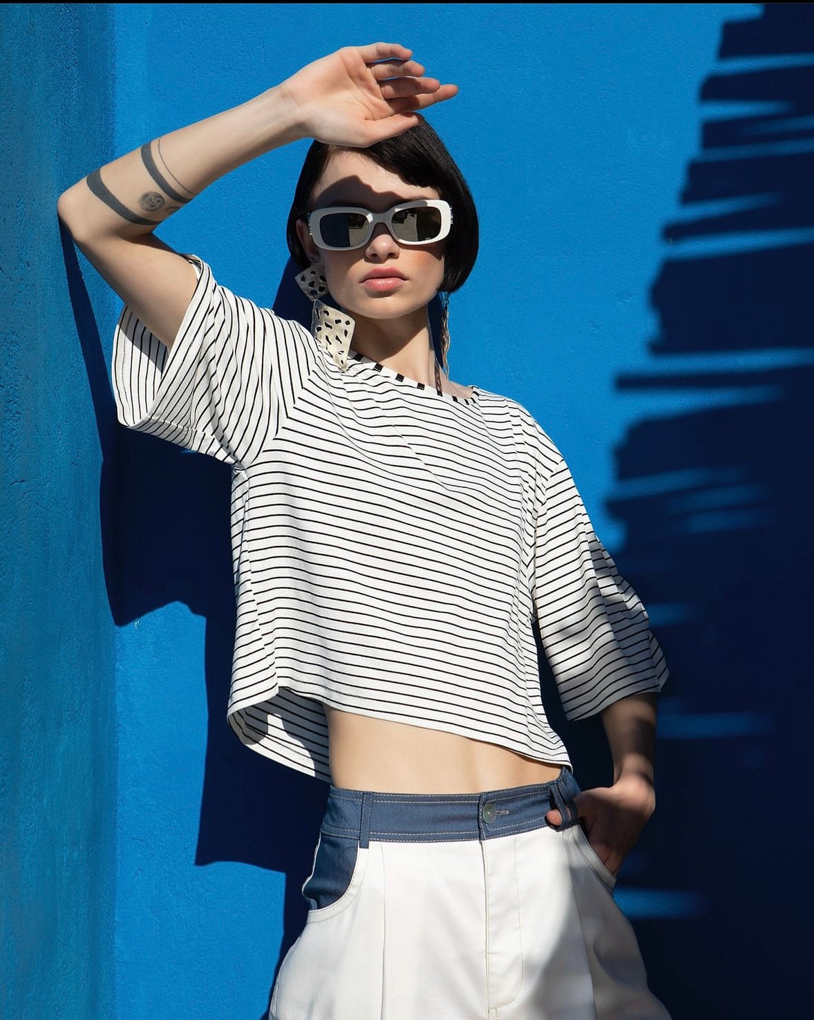 Tshirt crop ριγέ με μανίκι 3/4